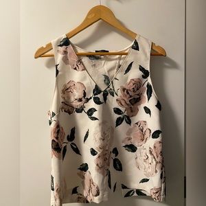 Dynamite, floral short sleeve